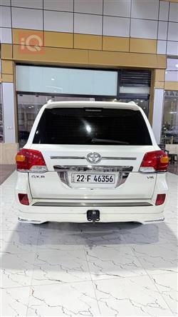 تويوتا لاندكروزر